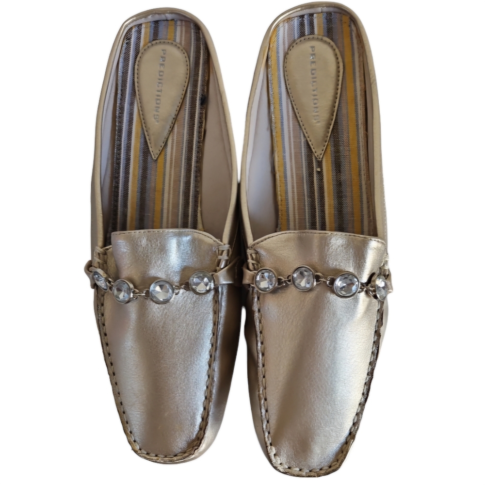 Predictions Women's Slides
